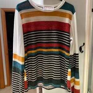 Size large. Light sweater material.